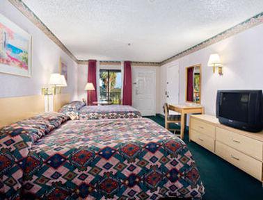 Ramada By Wyndham Hotel 2*